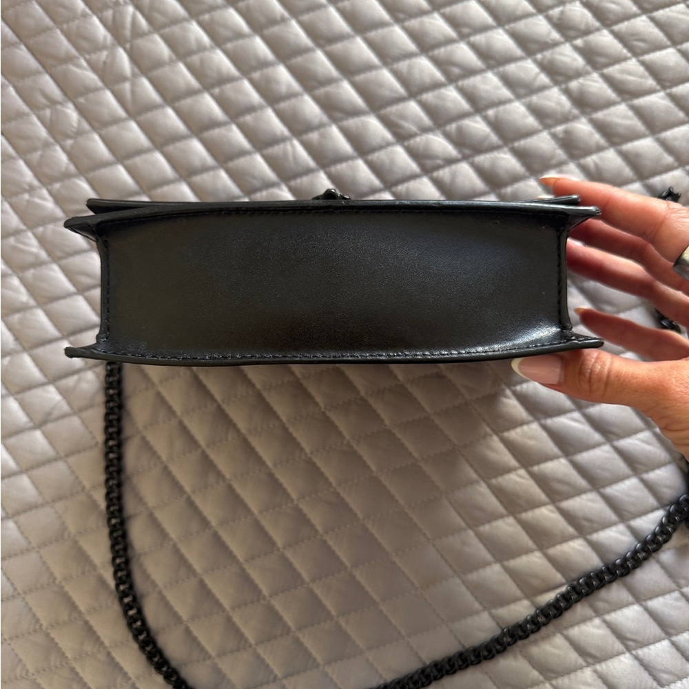 Alexander McQueen The Small Skull Leather Bag - Picture 3 of 9